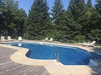 Smokey Hollow Resort Wasagaming エクステリア 写真