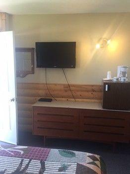 Smokey Hollow Resort Wasagaming エクステリア 写真